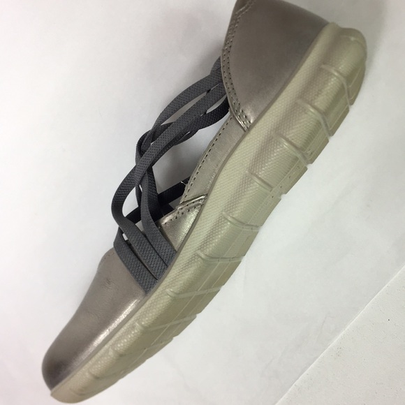 Ecco pewter casual  flats  gently worn - Picture 3 of 8